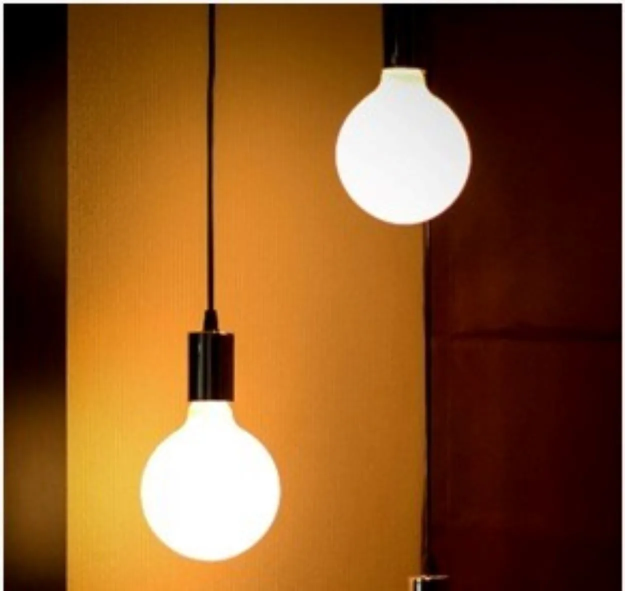  Wat onderscheidt een daglicht LED-lamp van een helder witte LED-lamp (besproken) - Alle verschillen