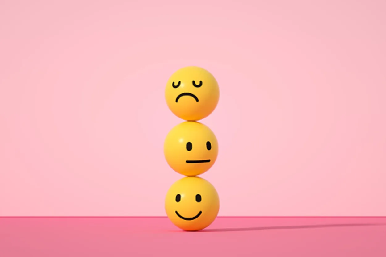  Las diferencias entre😍 y 🤩 Emoji; (Explicado) - All The Differences