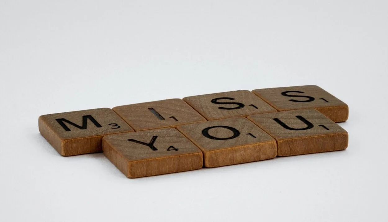  Verschil tussen "Ik mis je" en "Ik mis je" (Ken de betekenis!) - Alle verschillen