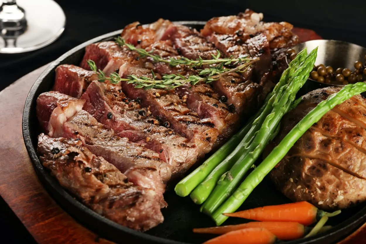  Steak de bœuf VS steak de porc - Toutes les différences